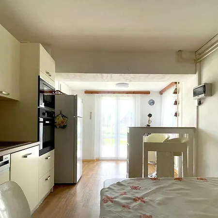 Karla Apartment